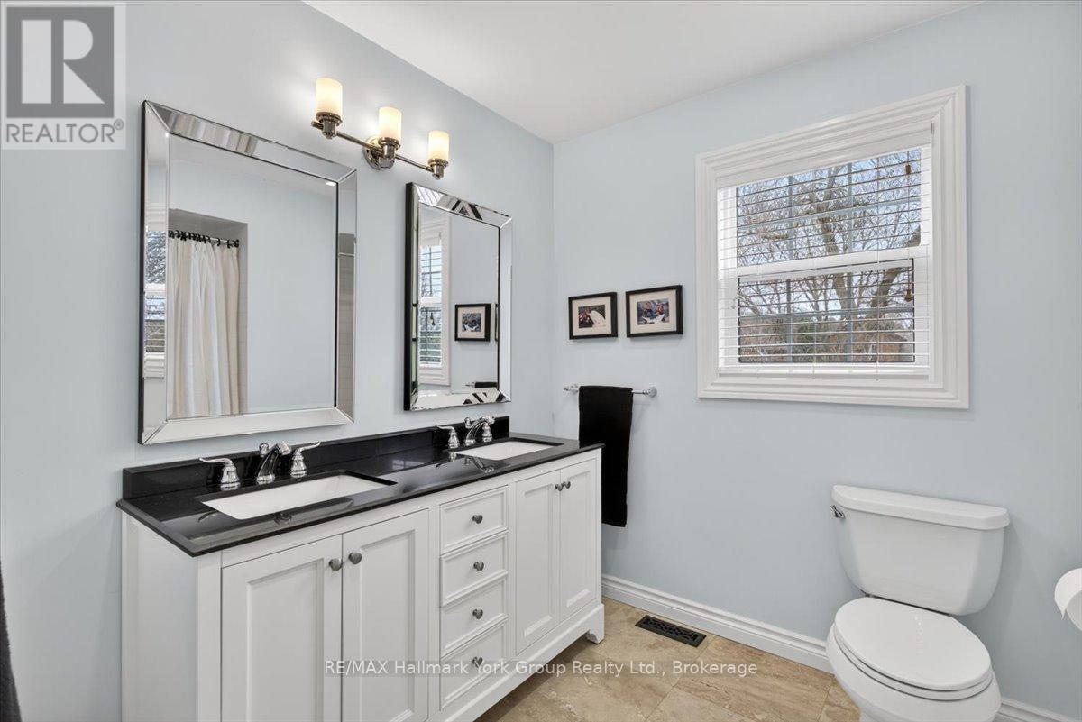 50 Mcleod Drive, Aurora (Aurora Heights), Ontario  L4G 5E8 - Photo 22 - N13088488