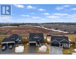 47 ALLENWOOD ROAD, Springwater, Ontario