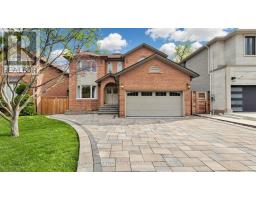 280 KINGSDALE AVENUE, Toronto, Ontario