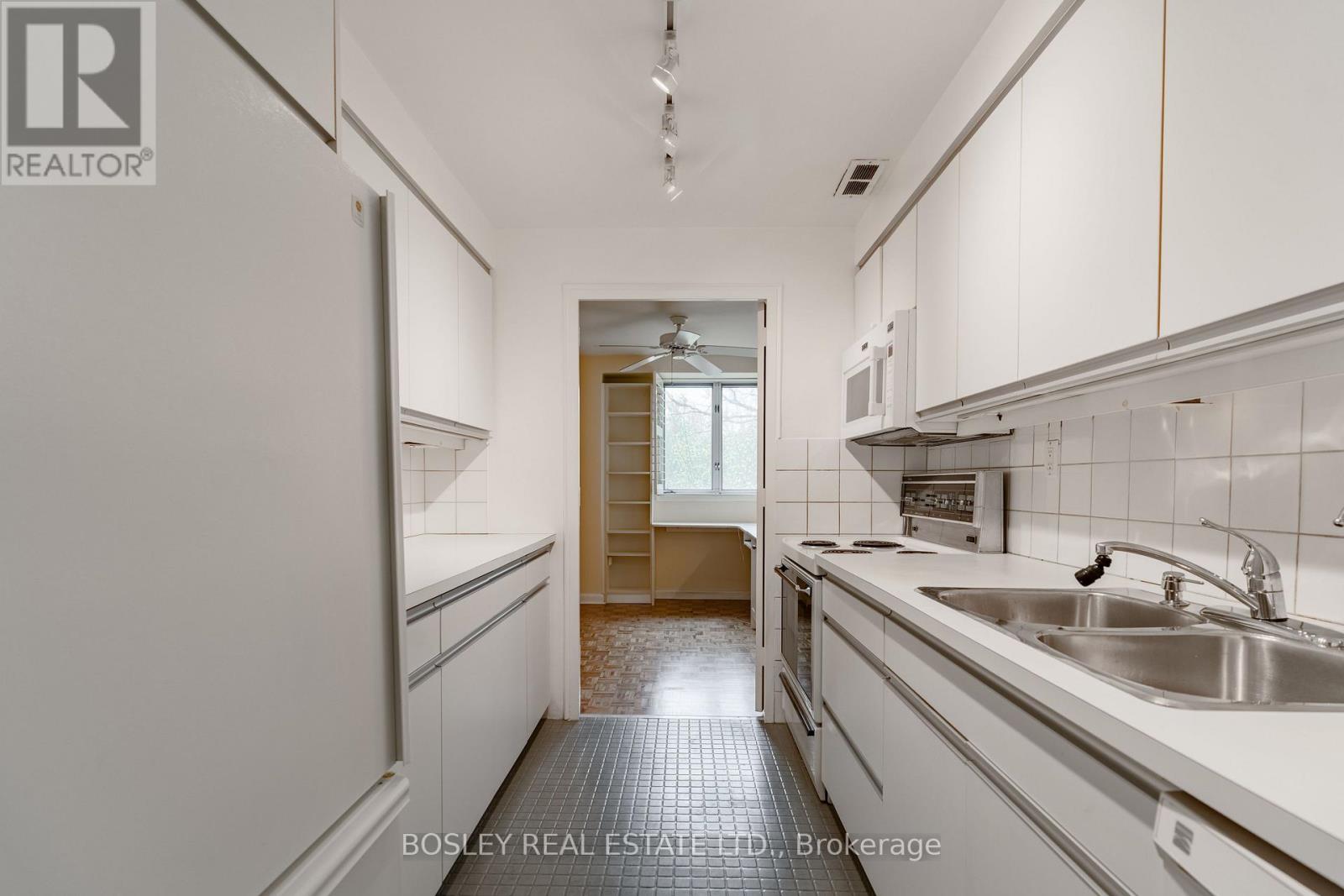 505 - 120 Rosedale Valley Road, Toronto, Ontario  M4W 1P8 - Photo 14 - C13088484