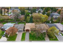 28 BUNTY LANE, Toronto, Ontario