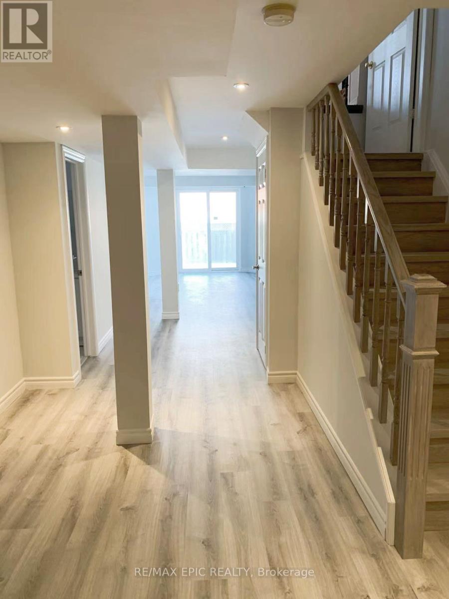 38 Grover Hill Bsmt Avenue, Richmond Hill, Ontario  L4S 1T6 - Photo 2 - N13088418