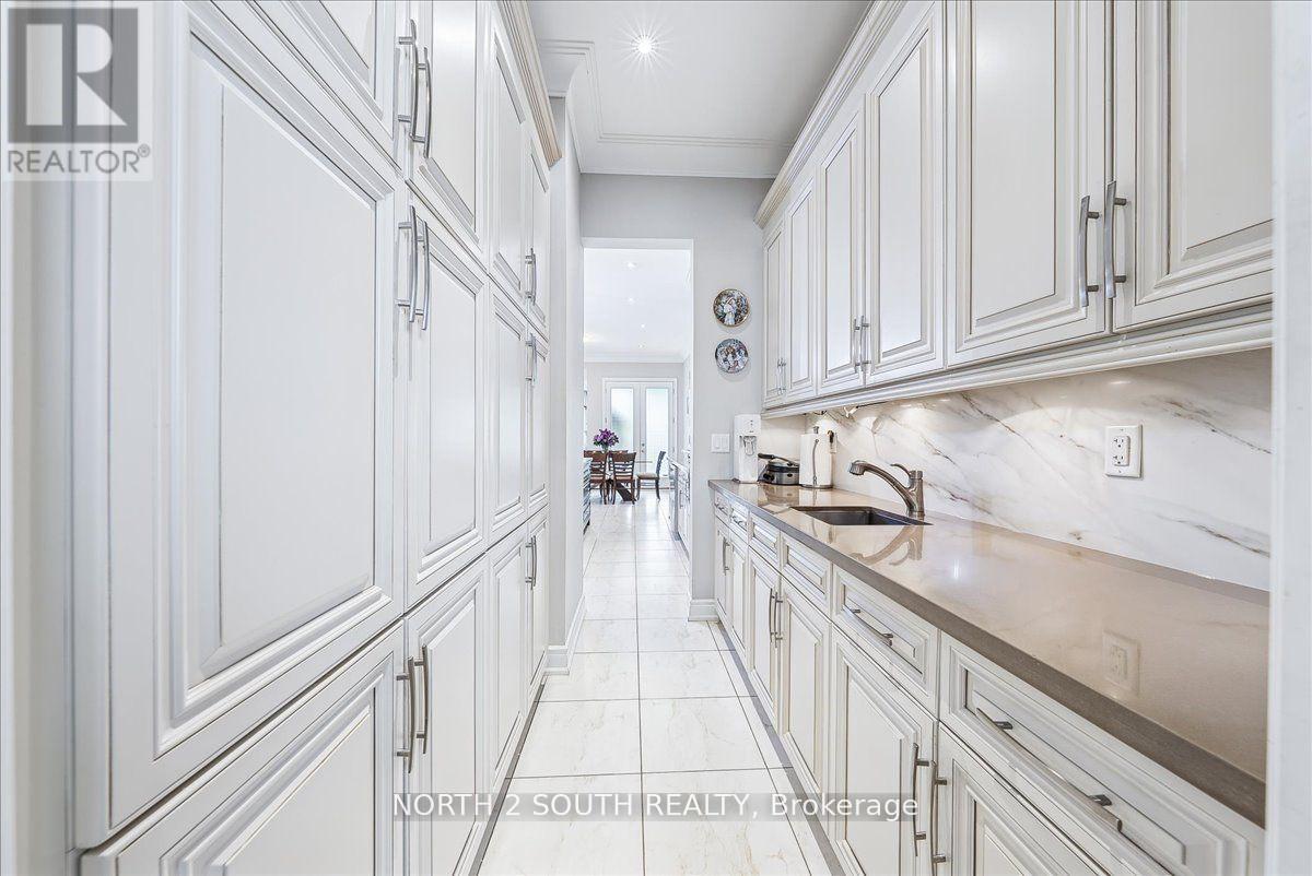 115 Arten Avenue, Richmond Hill, Ontario  L4C 9Y3 - Photo 15 - N13088480