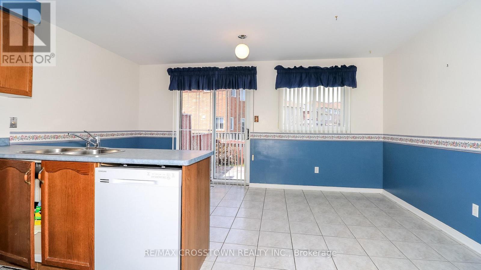 1840 Mill Street, Innisfil, Ontario  L9S 1Z9 - Photo 10 - N13088492
