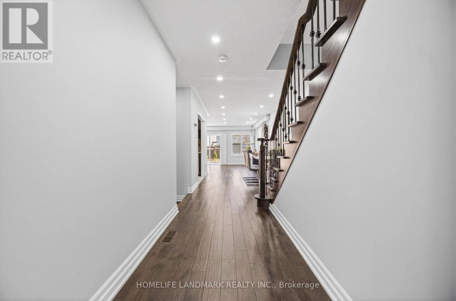 61 Bashir Street, Vaughan, Ontario  L6A 4B5 - Photo 6 - N13088602