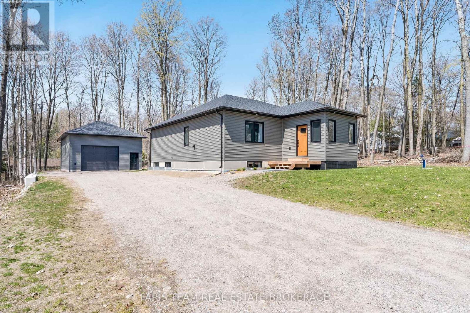 6 Fairlawn Grove, Tiny, Ontario  L9M 0B5 - Photo 2 - S13088470
