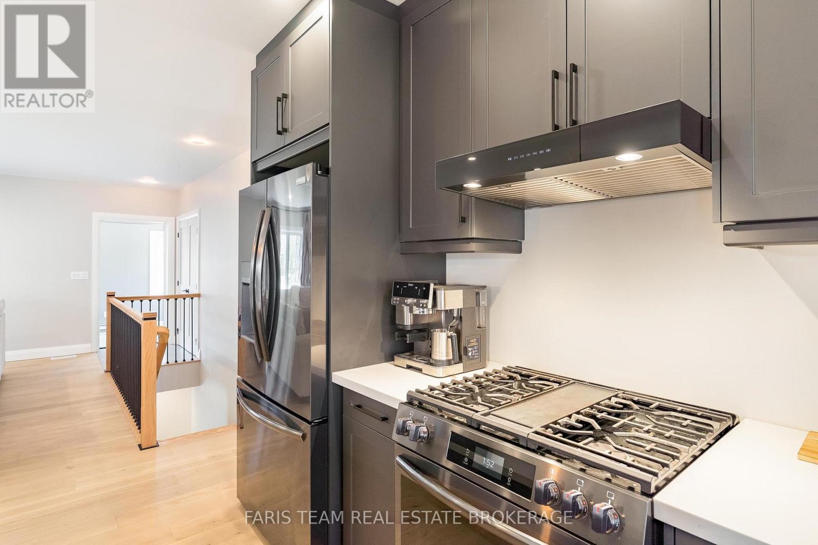 6 Fairlawn Grove, Tiny, Ontario  L9M 0B5 - Photo 6 - S13088470