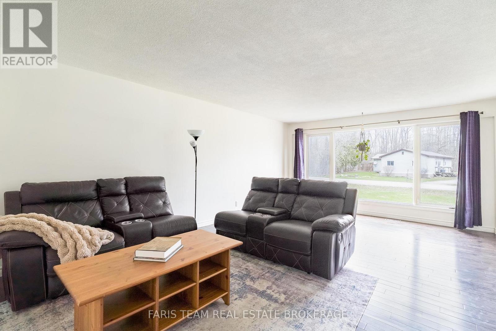 3554 Peter Street, Ramara, Ontario  L0K 1B0 - Photo 12 - S13088524