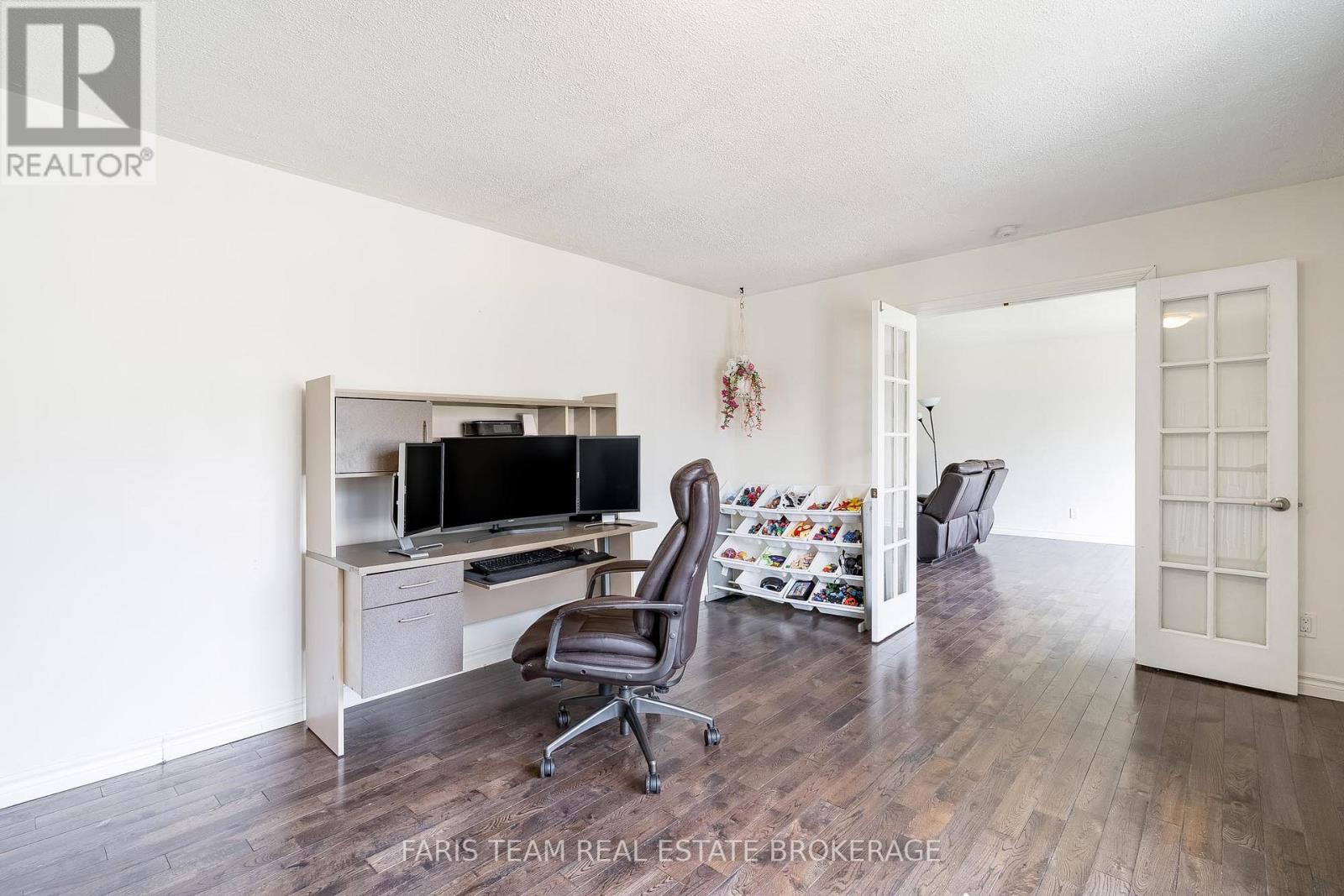 3554 Peter Street, Ramara, Ontario  L0K 1B0 - Photo 15 - S13088524
