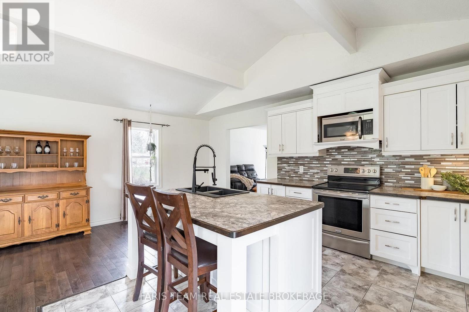 3554 Peter Street, Ramara, Ontario  L0K 1B0 - Photo 6 - S13088524