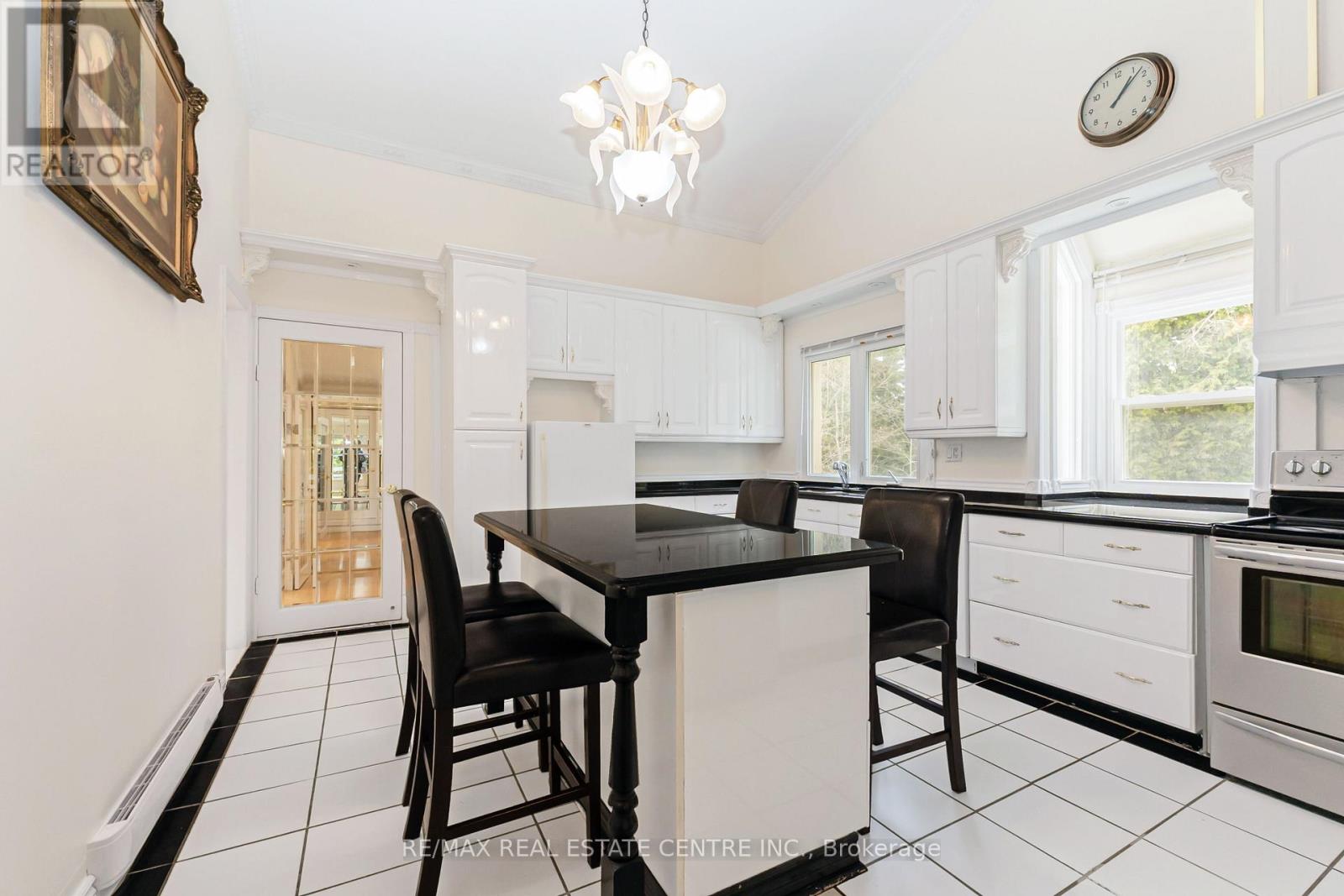 11099 Sixth Line Nassagaweya, Milton, Ontario  L7J 2L7 - Photo 19 - W13085044