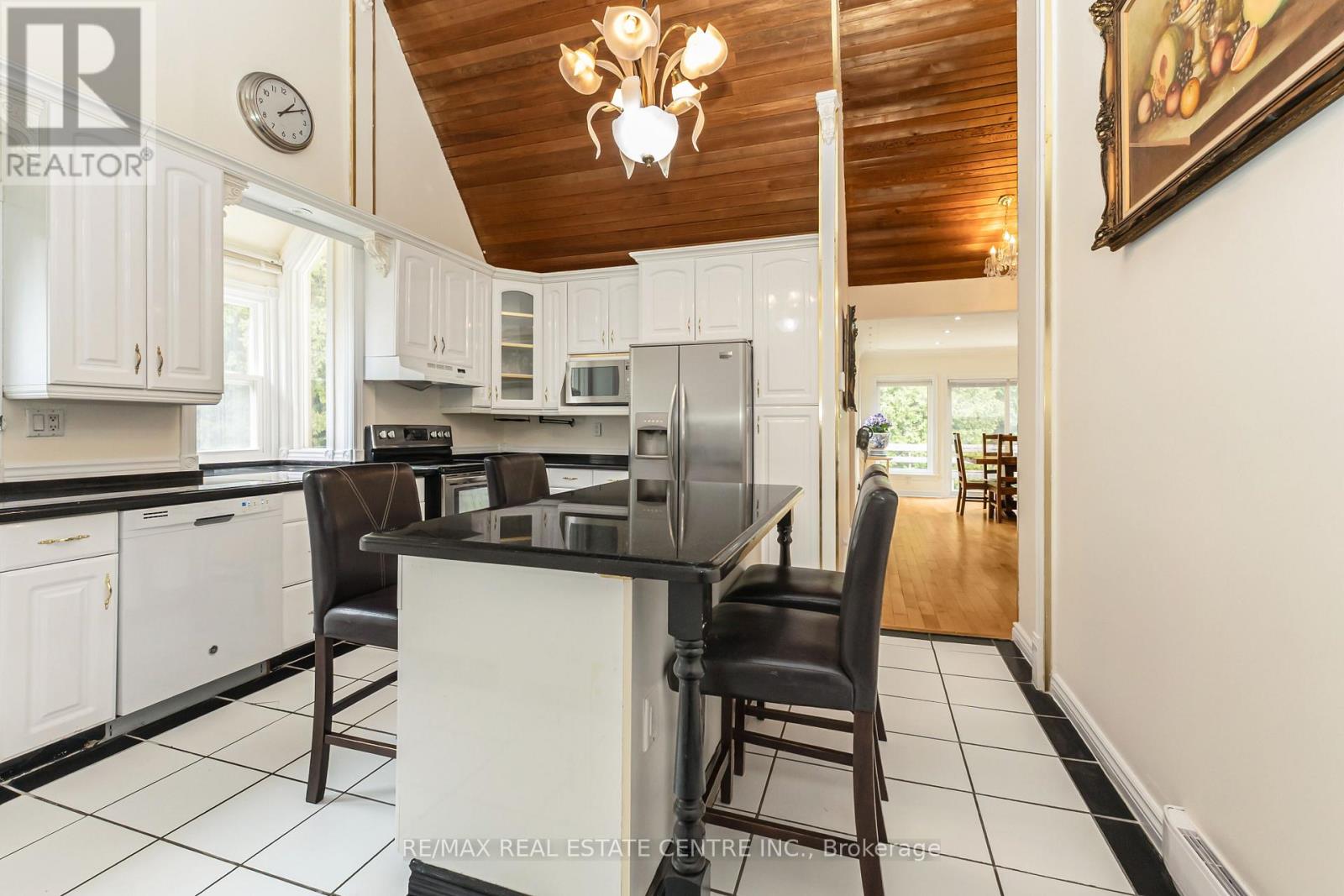 11099 Sixth Line Nassagaweya, Milton, Ontario  L7J 2L7 - Photo 21 - W13085044