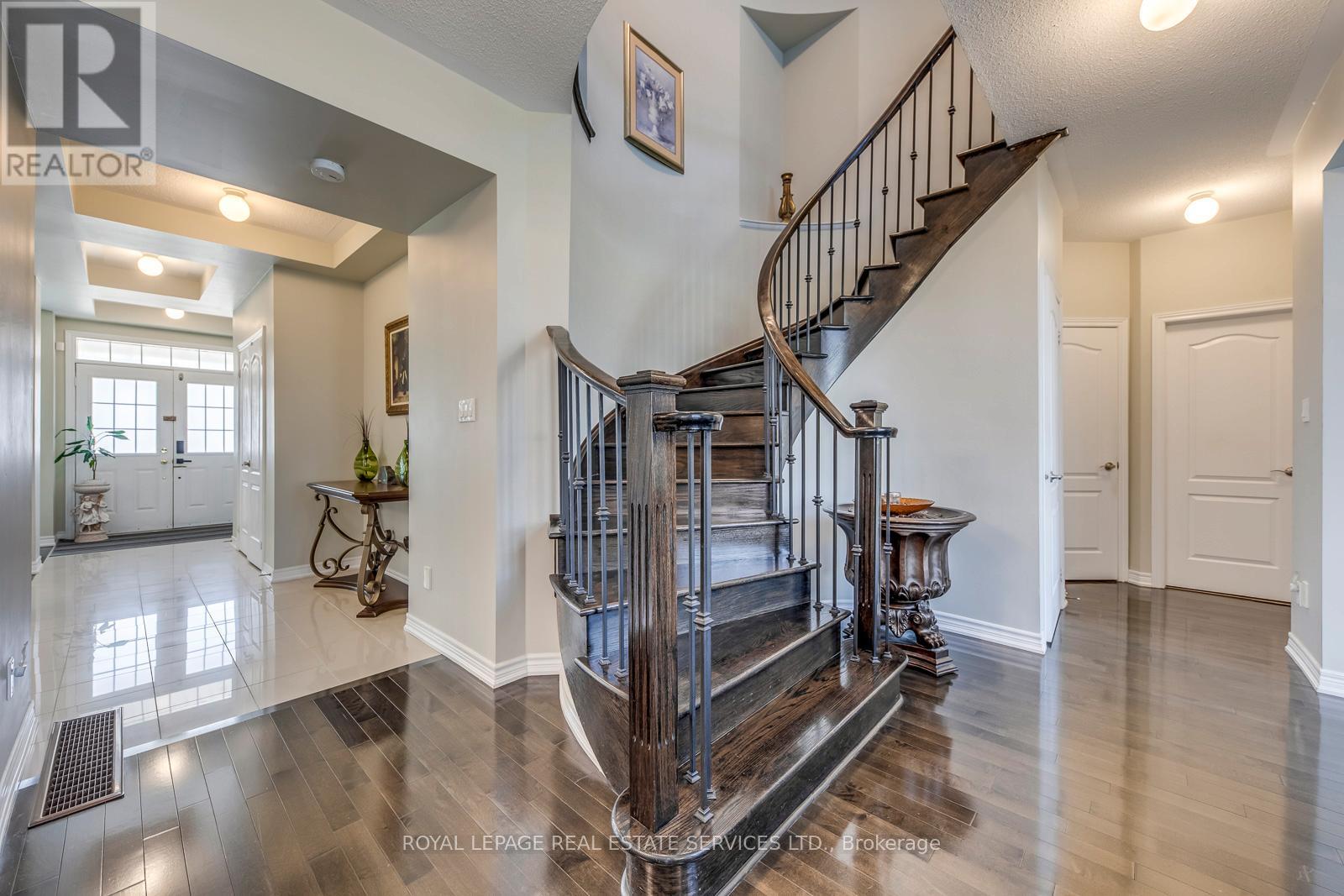 431 Burloak Drive, Oakville, Ontario  L6L 6W8 - Photo 11 - W13088550