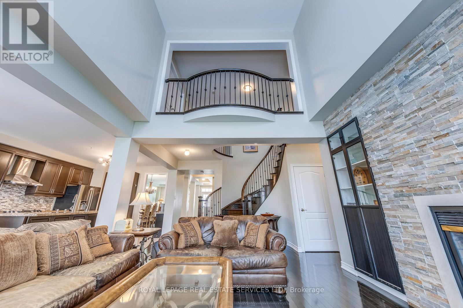 431 Burloak Drive, Oakville, Ontario  L6L 6W8 - Photo 15 - W13088550
