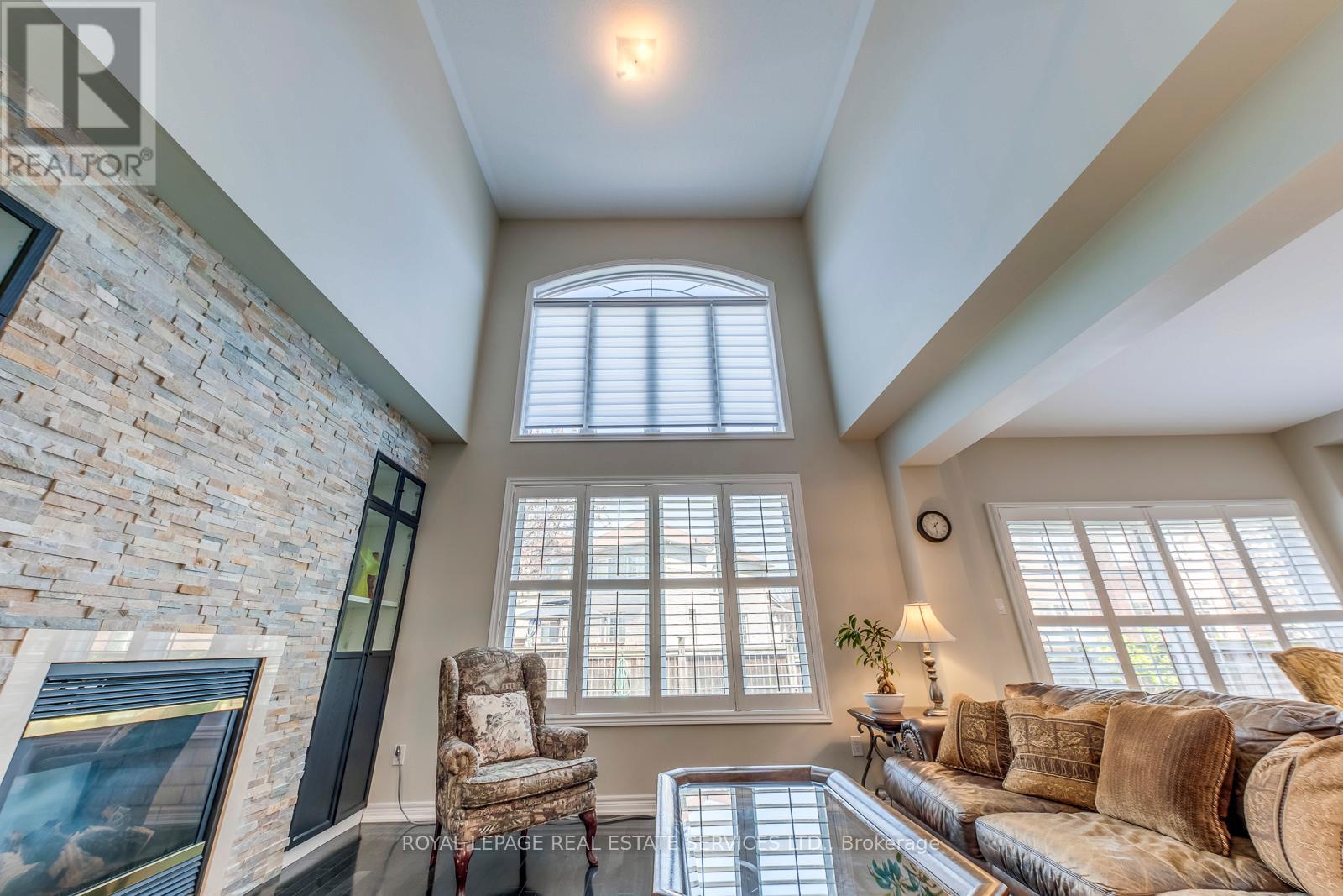 431 Burloak Drive, Oakville, Ontario  L6L 6W8 - Photo 17 - W13088550