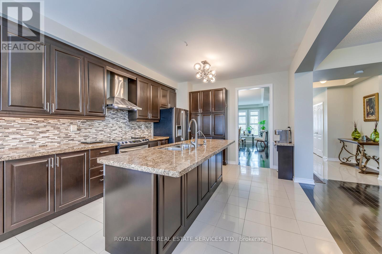 431 Burloak Drive, Oakville, Ontario  L6L 6W8 - Photo 19 - W13088550