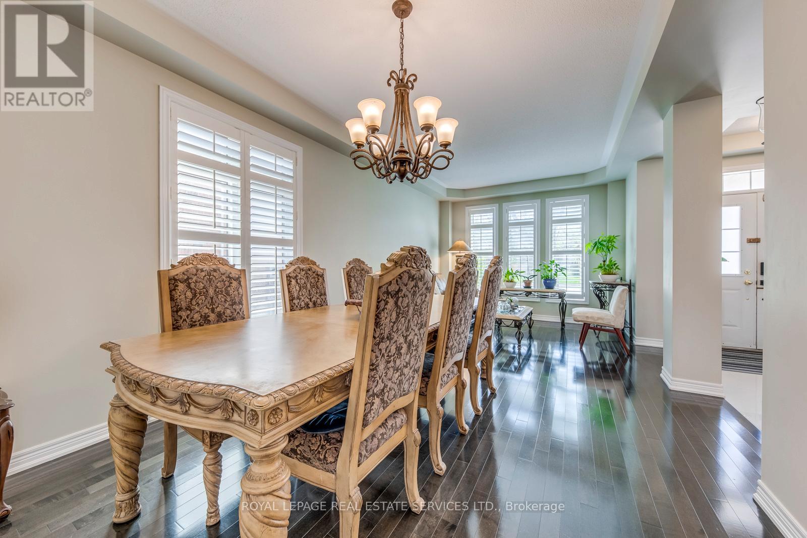 431 Burloak Drive, Oakville, Ontario  L6L 6W8 - Photo 9 - W13088550