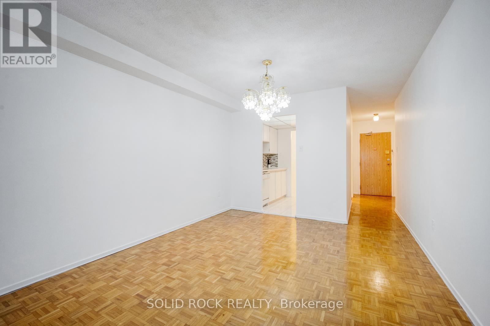 610 - 4 Lisa Street, Brampton, Ontario  L6T 4B6 - Photo 11 - W13088590
