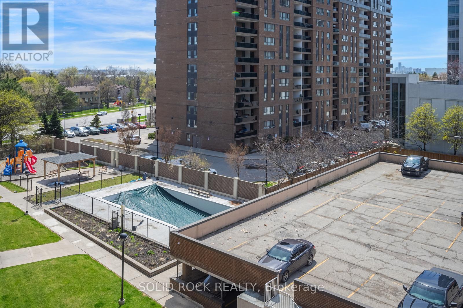 610 - 4 Lisa Street, Brampton, Ontario  L6T 4B6 - Photo 28 - W13088590