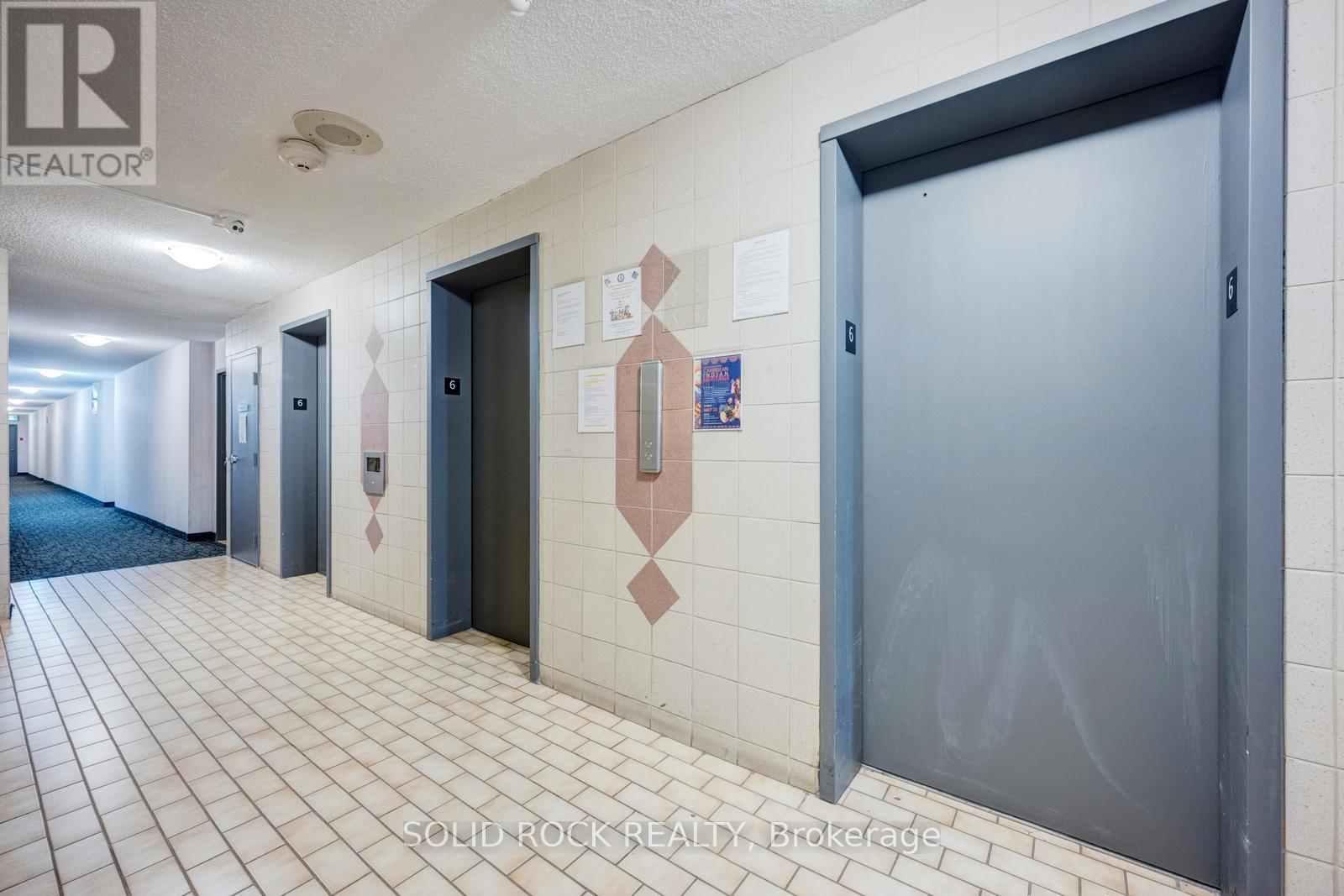 610 - 4 Lisa Street, Brampton, Ontario  L6T 4B6 - Photo 4 - W13088590