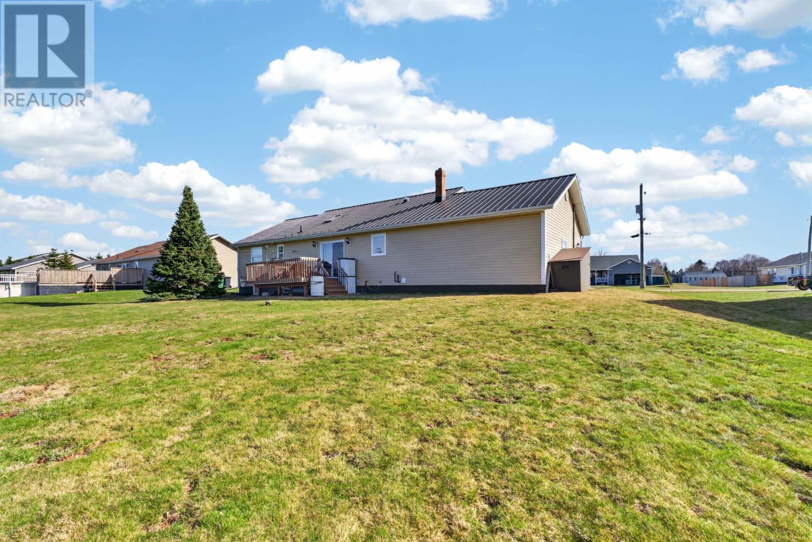 27 Antoinette Drive, Miscouche, Prince Edward Island  C0B 1T0 - Photo 4 - 202609828