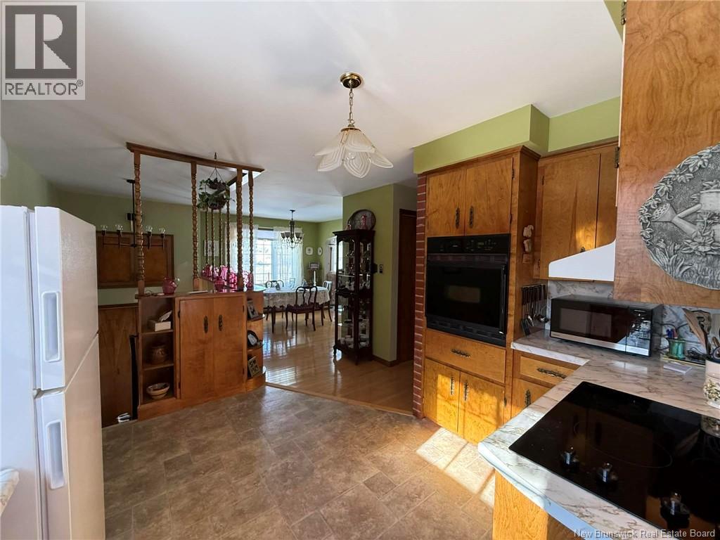 6 Rideout Road, Hartland, New Brunswick  E1P 3K4 - Photo 5 - NB133708