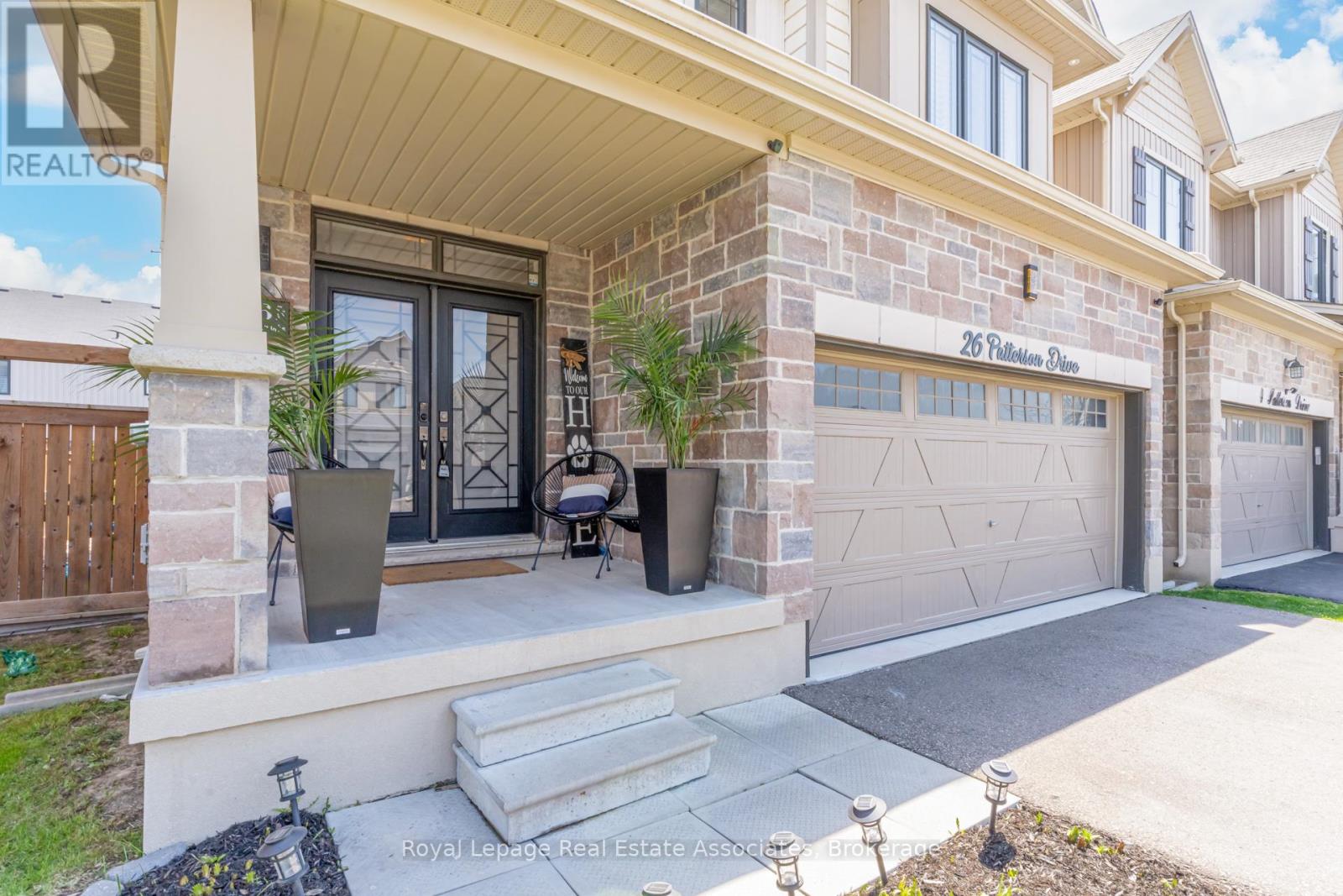26 Patterson Drive, Haldimand, Ontario  N3W 0B8 - Photo 3 - X13088462