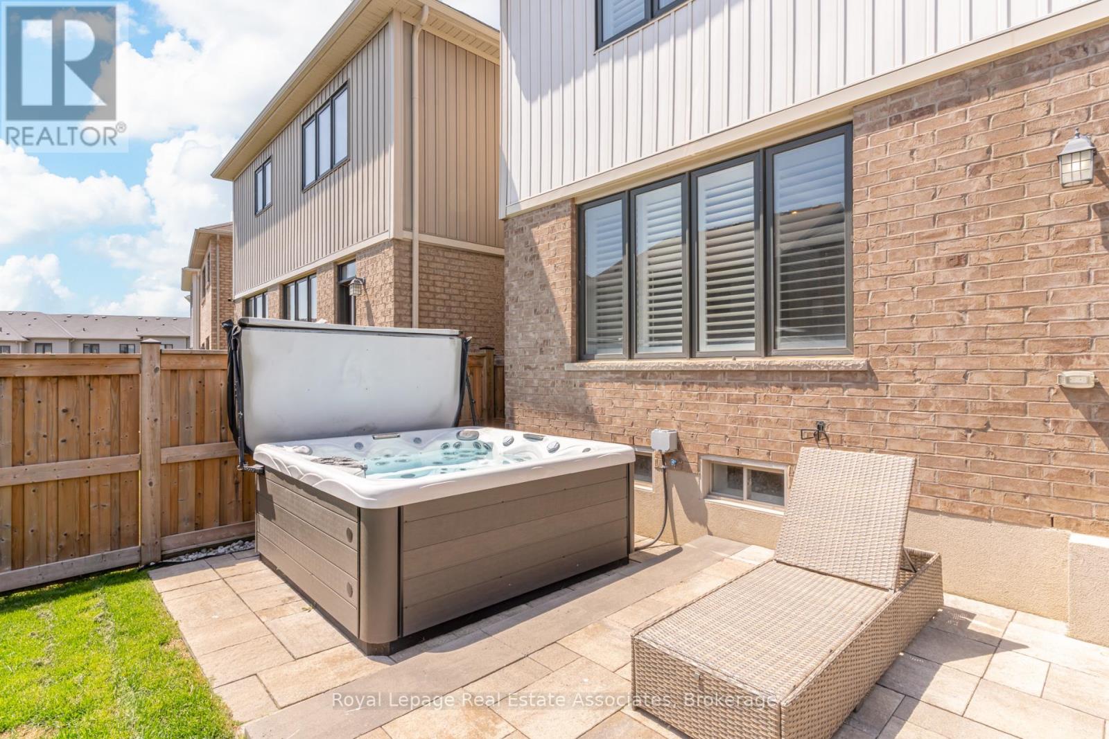 26 Patterson Drive, Haldimand, Ontario  N3W 0B8 - Photo 47 - X13088462