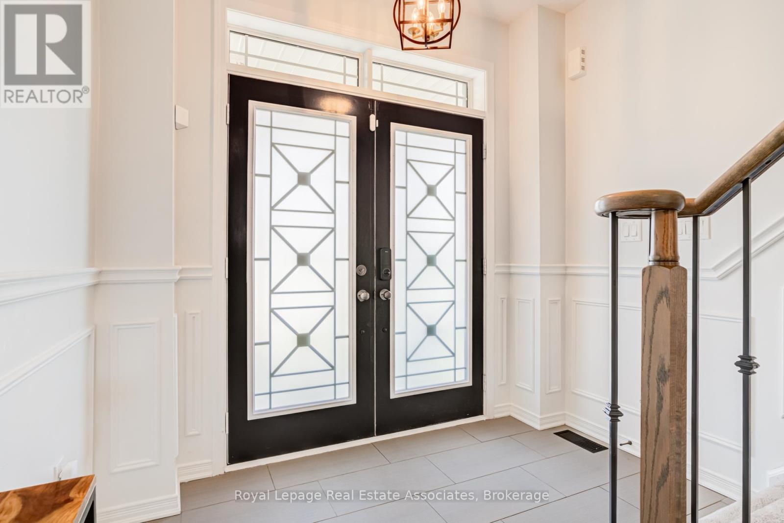 26 Patterson Drive, Haldimand, Ontario  N3W 0B8 - Photo 5 - X13088462