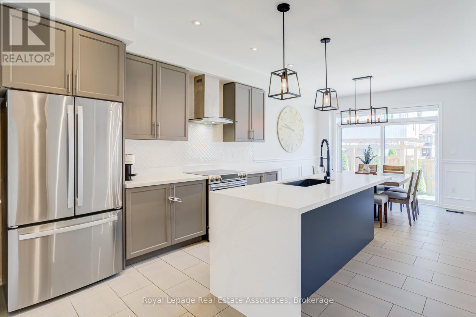 26 Patterson Drive, Haldimand, Ontario  N3W 0B8 - Photo 7 - X13088462