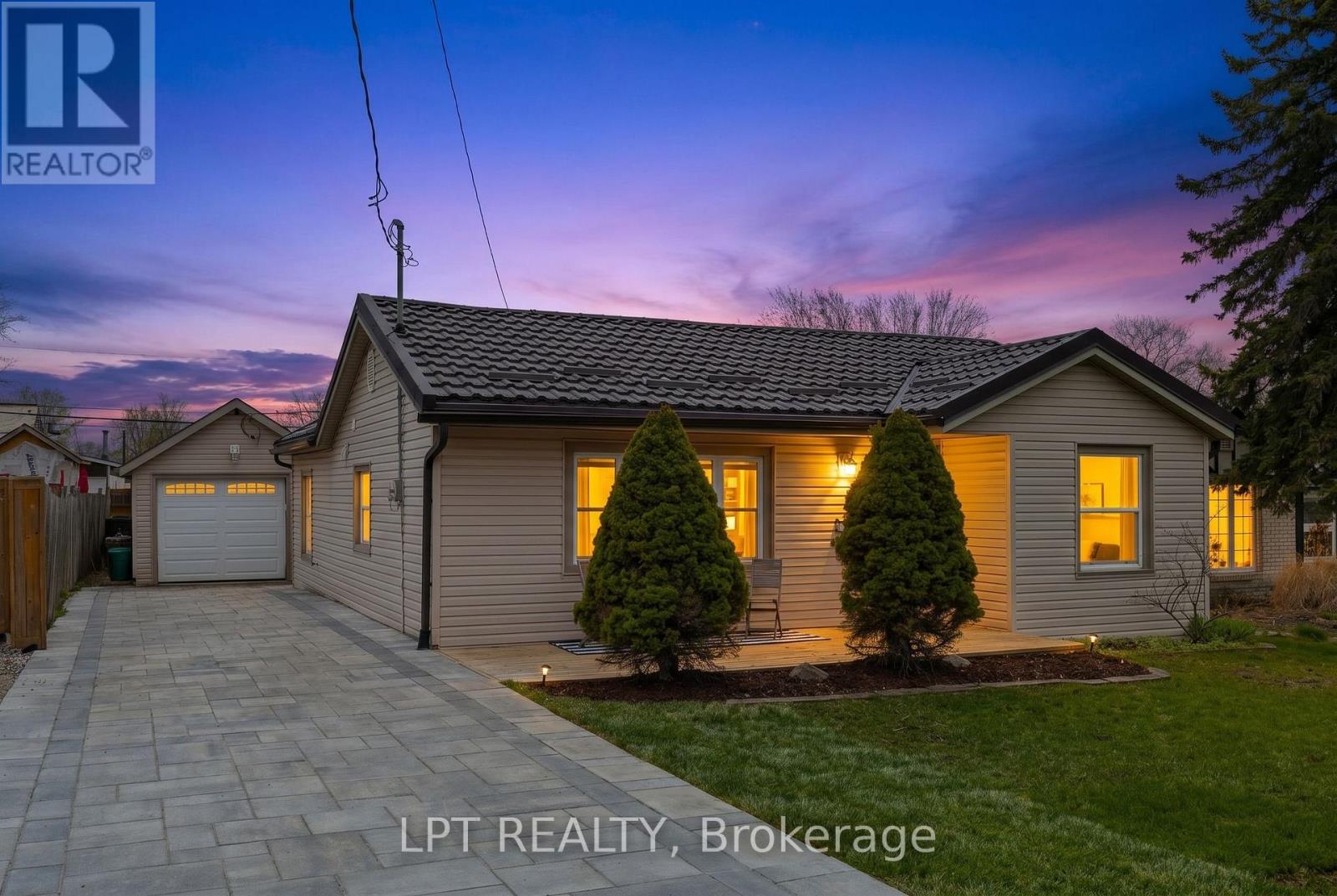 145 Silas Boulevard, Georgina, Ontario  L4P 2K2 - Photo 3 - N13082740