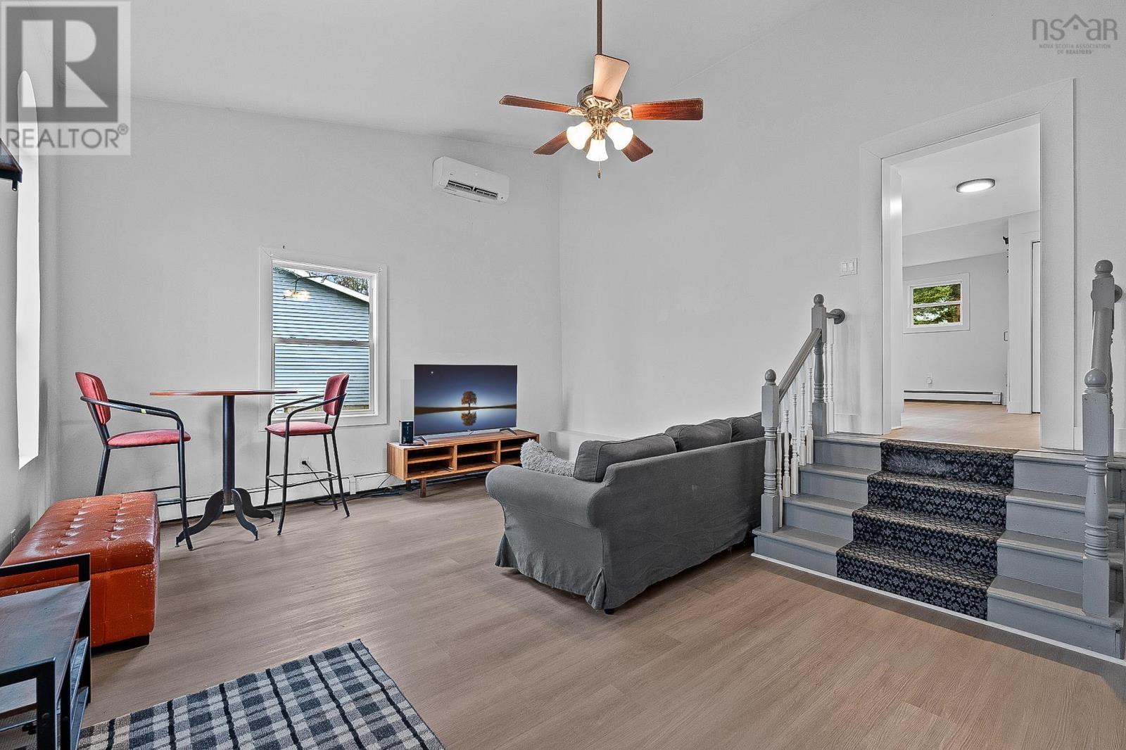 47 Hillcrest Avenue, Lower Sackville, Nova Scotia  B4C 1X2 - Photo 6 - 202609515