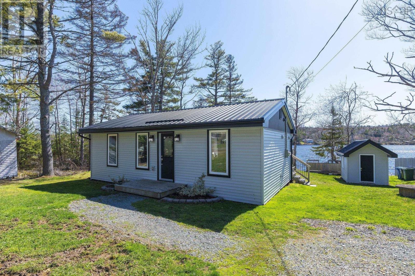 1392 Beaverbank Road, Beaver Bank, Nova Scotia  B4G 1E8 - Photo 2 - 202609809