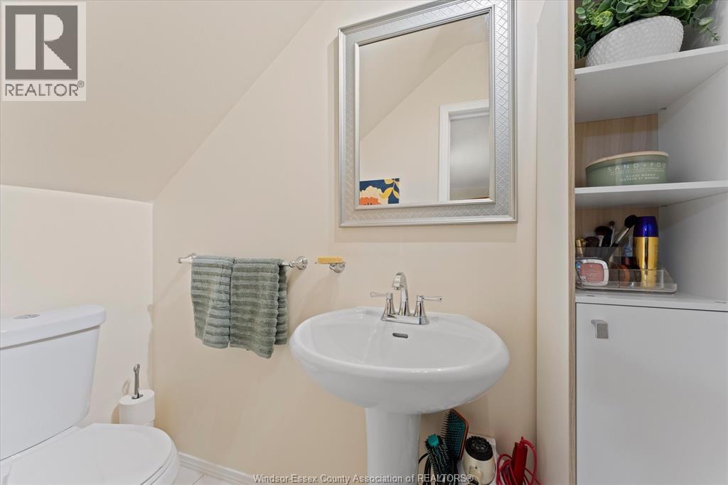 1591 Pillette Road, Windsor, Ontario  N8Y 3C3 - Photo 24 - 26010211