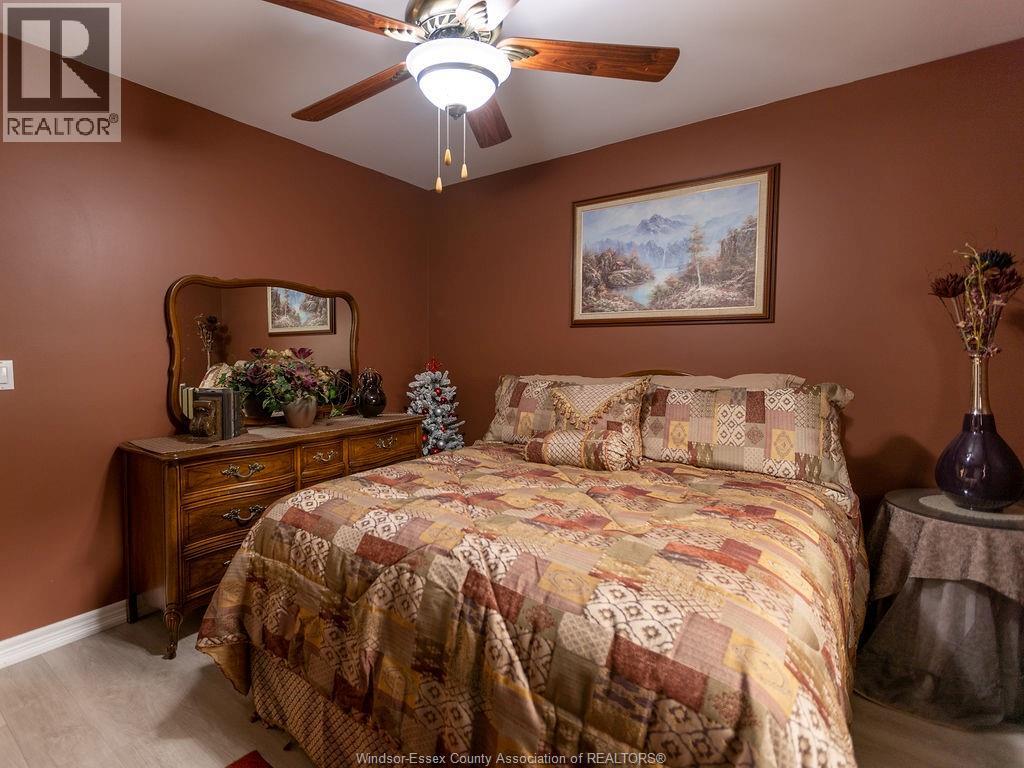 898 Southwood Drive, Lakeshore, Ontario  N8L 1G2 - Photo 7 - 26010189