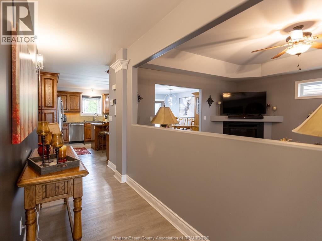 898 Southwood Drive, Lakeshore, Ontario  N8L 1G2 - Photo 9 - 26010189
