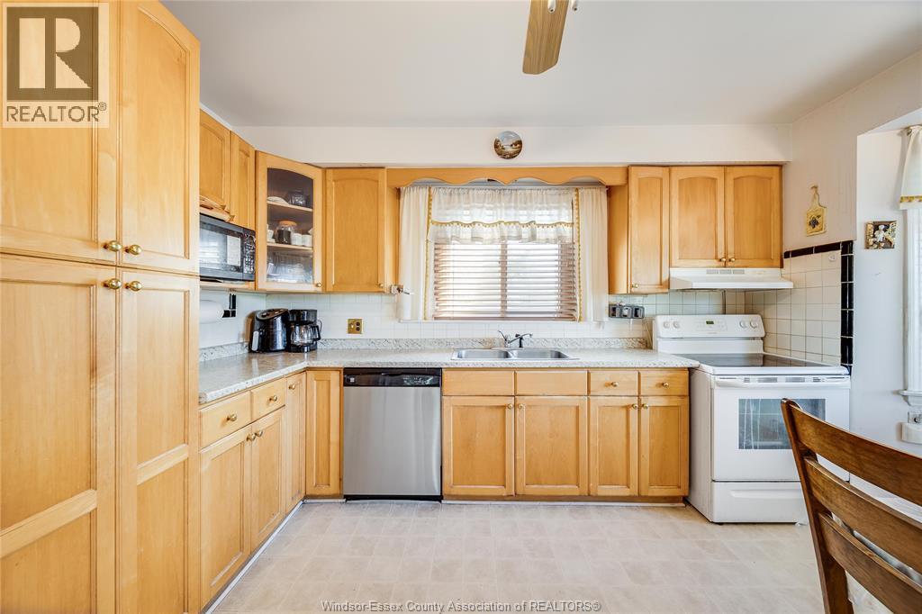 1236 Hickory Road, Windsor, Ontario  N8Y 3S6 - Photo 9 - 26010040