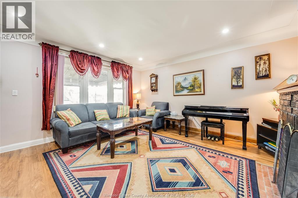1236 Hickory Road, Windsor, Ontario  N8Y 3S6 - Photo 4 - 26009852