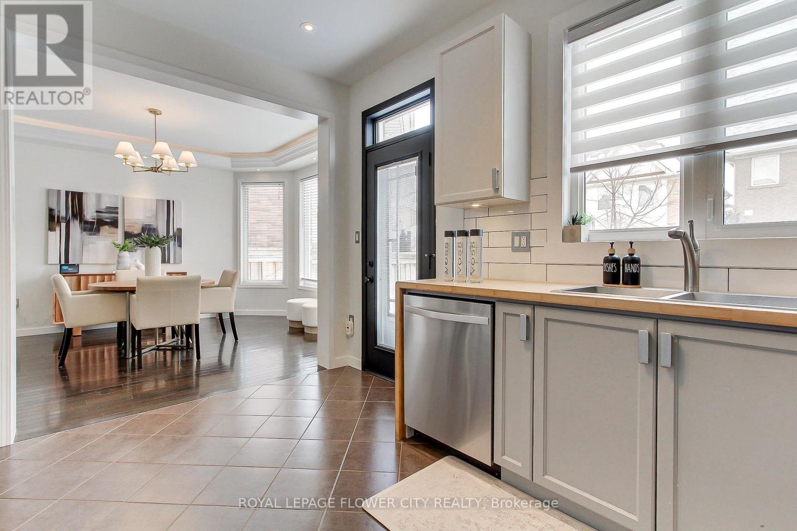 917 Mctrach Crescent, Milton, Ontario  L9T 1M5 - Photo 23 - W12784796