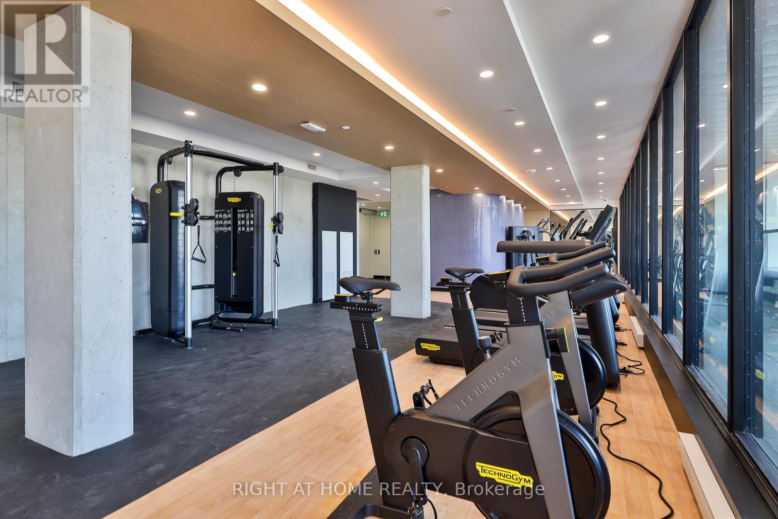 509 - 2720 Dundas Street W, Toronto, Ontario  M6P 1Y2 - Photo 19 - W12933992