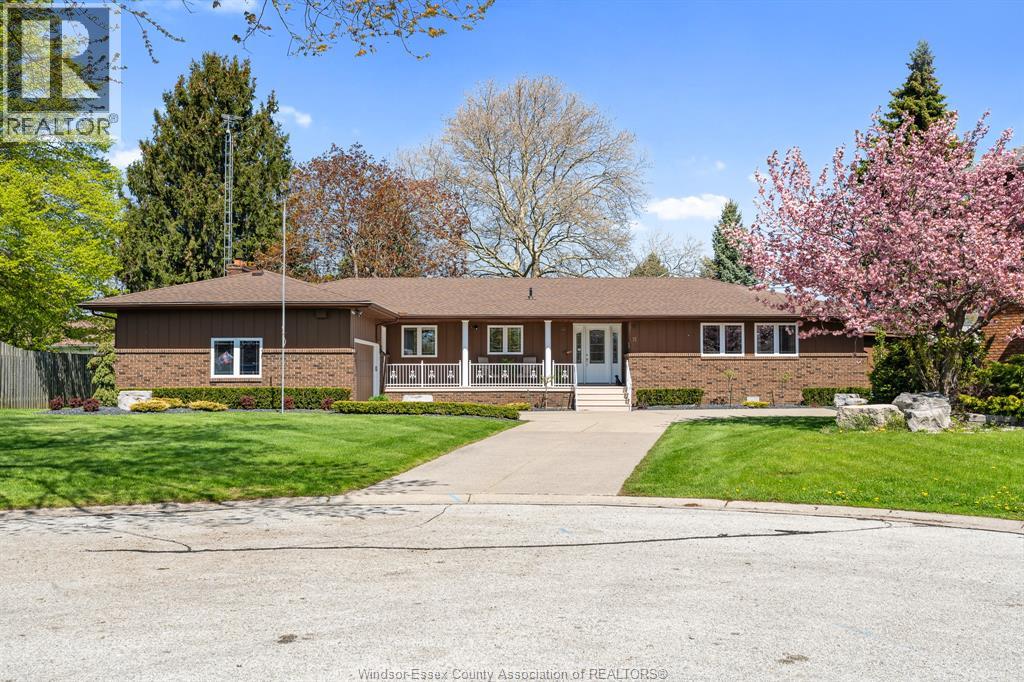 11 Crozier Crescent, Leamington, Ontario  N8H 4M4 - Photo 2 - 26006754