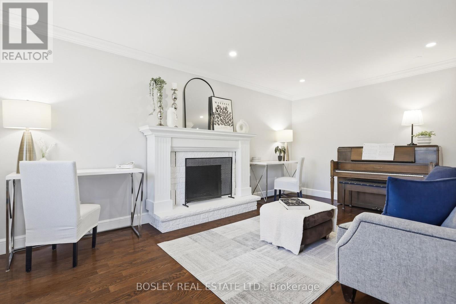 19 Cork Drive, Whitby, Ontario  L1R 2C7 - Photo 7 - E13086350