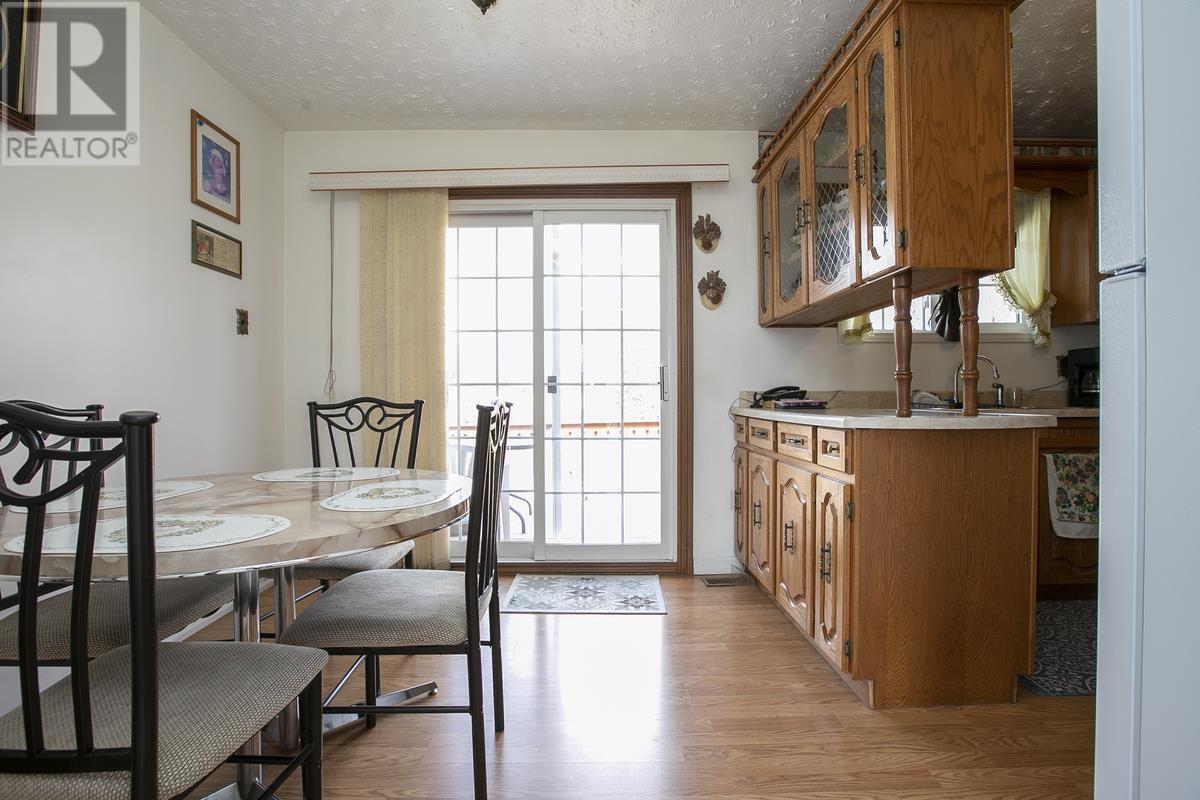 33 Kingsmount Blvd, Sault Ste. Marie, Ontario  P6B 3L7 - Photo 27 - SM260885