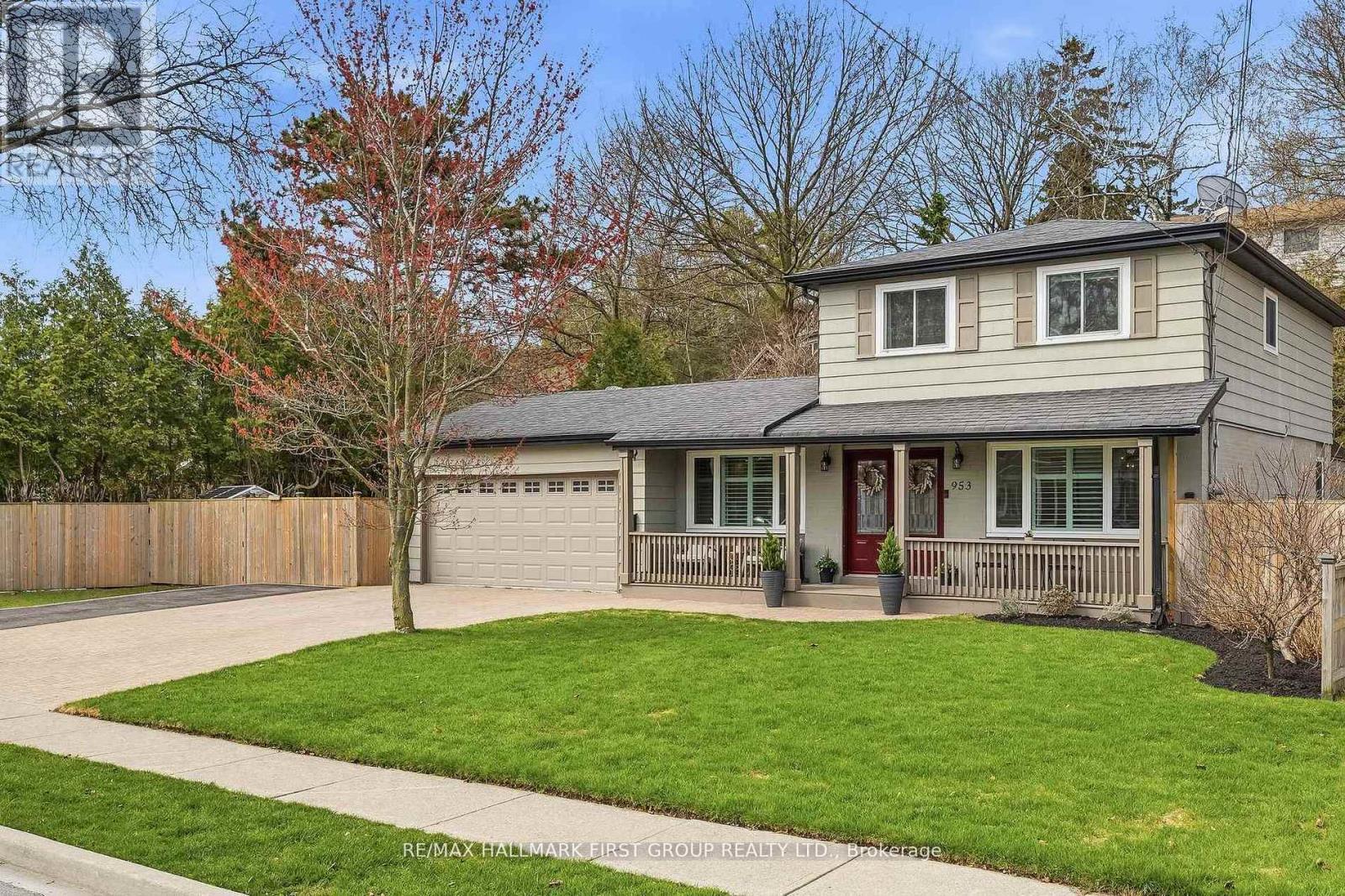 953 Vistula Drive, Pickering, Ontario  L1W 2L7 - Photo 3 - E13088790