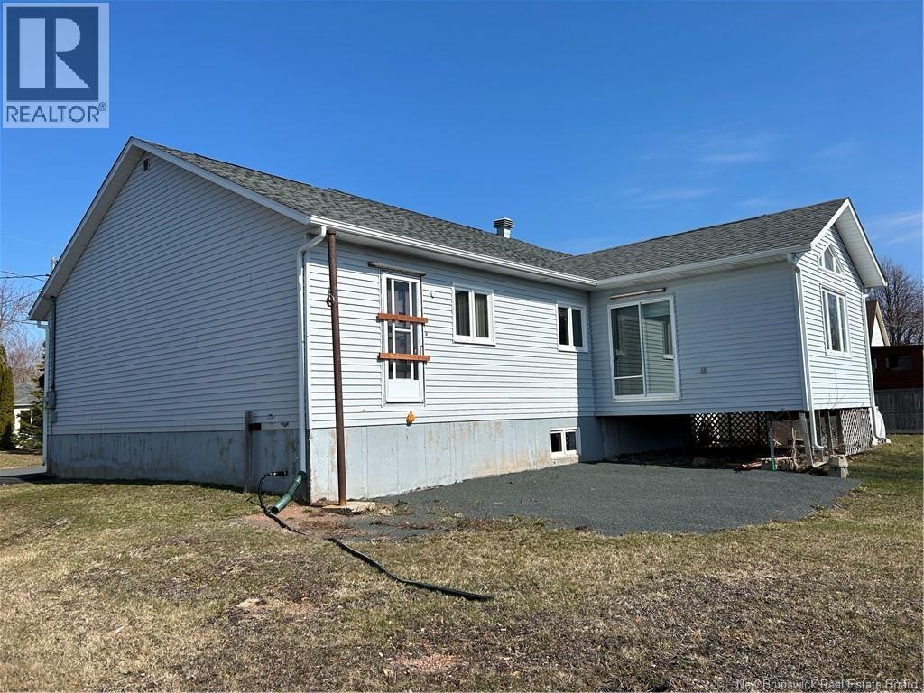 190 Rue Des Peupliers, Shippagan, New Brunswick  E8S 2K2 - Photo 4 - NB134321