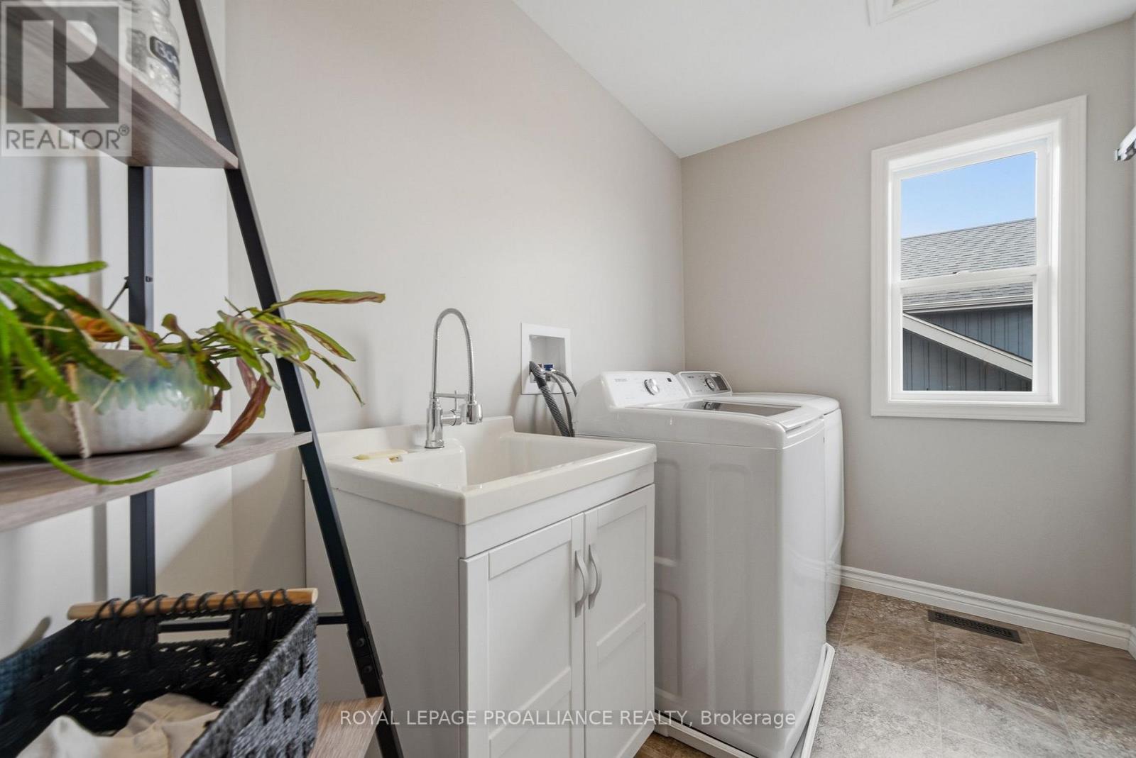 19 Granite Drive, Belleville, Ontario  K8P 0C6 - Photo 29 - X13088672