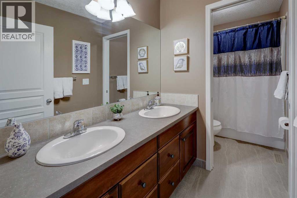 110 Royal Oak View Nw, Calgary, Alberta  T3G 5V9 - Photo 32 - A2294393