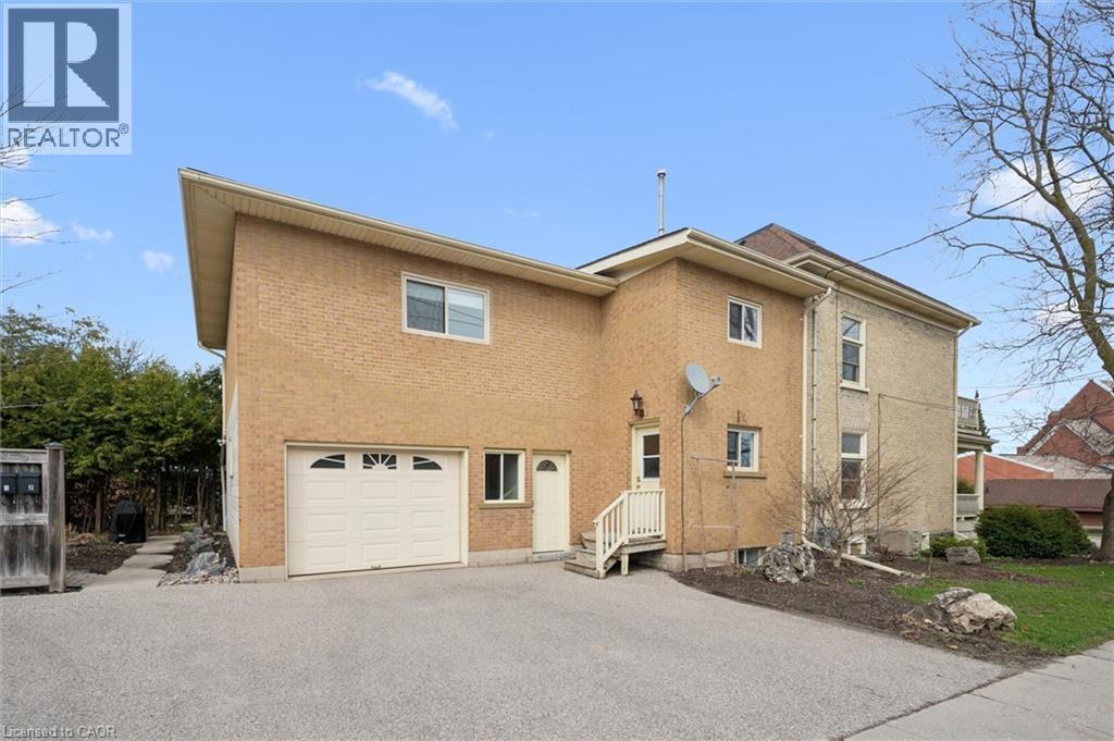 16 HAMPTON Street, Elmira, Ontario