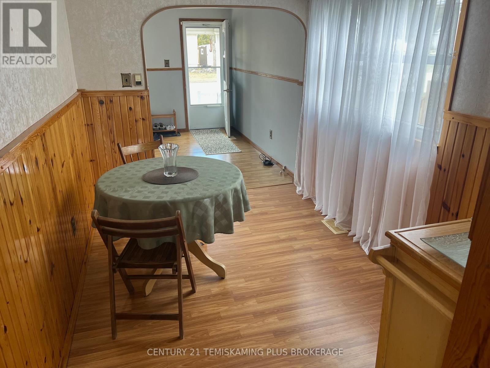 363 Broadwood Avenue W, Temiskaming Shores, Ontario  P0J 1P0 - Photo 7 - T13088656