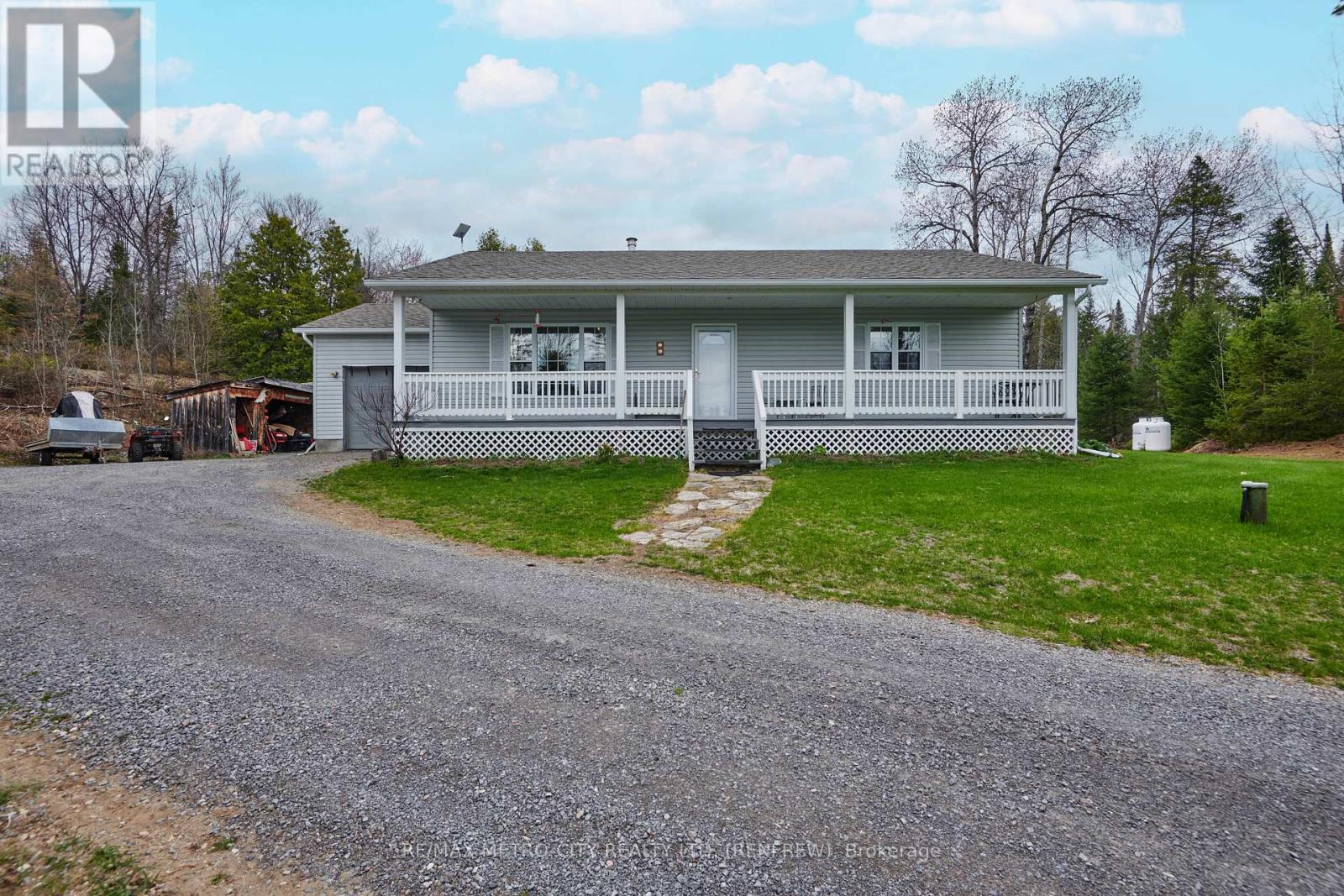 1003 Grant Road, Greater Madawaska, Ontario  K7V 3Z9 - Photo 2 - X13088714